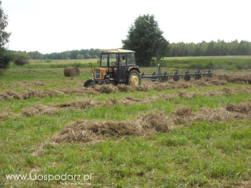 zbieranie siana 2012 ursusem c330m i 1014 de luxe