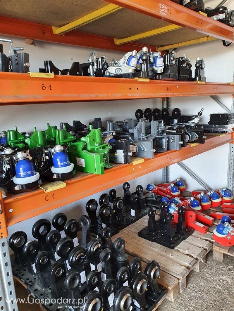 Zdjęcia z magazynu Scharmueller Spare Parts