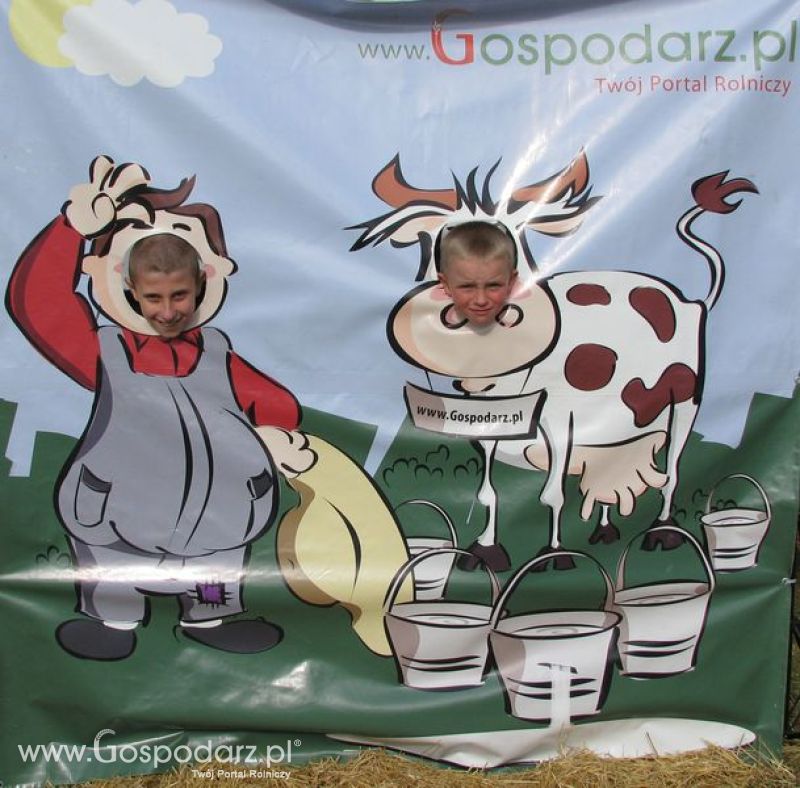 Agro Show 2011 Bednary Zdjęcie z krówką Niedziela