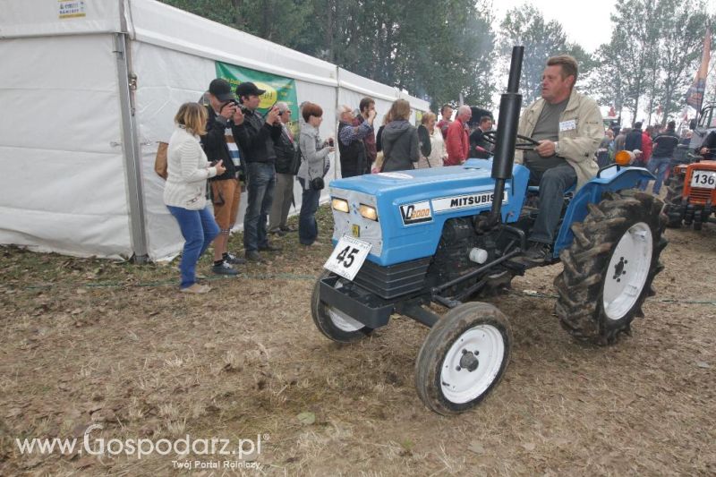 XIII Festiwal Starych Ciągników i Maszyn Rolniczych w Wilkowicach cz.2