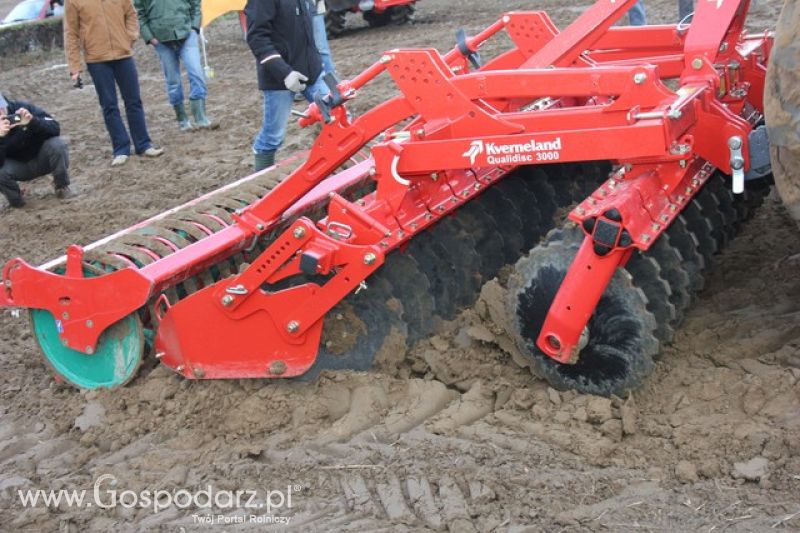 Pokaz polowy ciągników marki KUBOTA