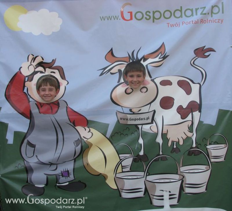 Gospodarz i Krówka znajdź swoje zdjęcie z targów Opolagra 2011 - Sobota-Niedziela