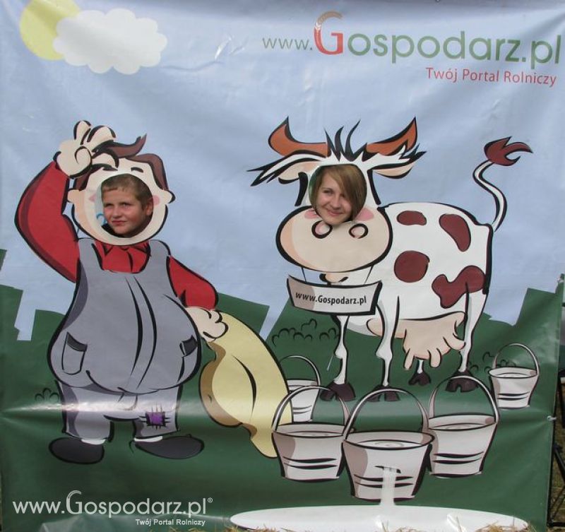 Agro Show 2011 Bednary Zdjęcie z krówką Niedziela