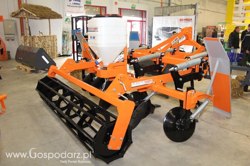 Fotorelacja z XVII Międzynarodowych Targów Techniki Rolniczej AGROTECH i XI Targów Przemysłu Drzewnego i Gospodarki Zasobami Leśnymi LAS-EXPO dzień 2