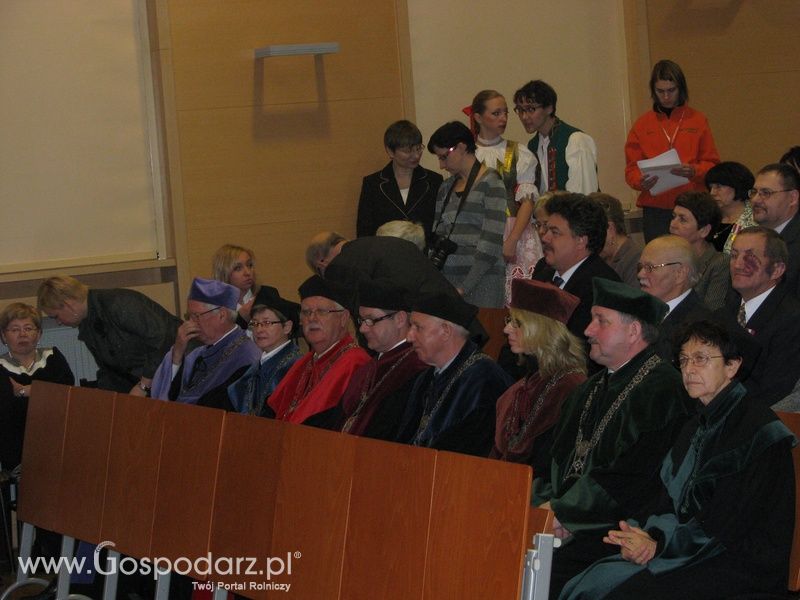 UP Poznań - Uroczystość wręczenia odznaczeń państwowych i uczelnianych oraz dyplomów doktora habilitowanego i promocji doktorskiej