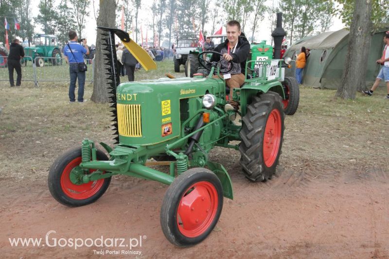 XIII Festiwal Starych Ciągników i Maszyn Rolniczych w Wilkowicach cz.1