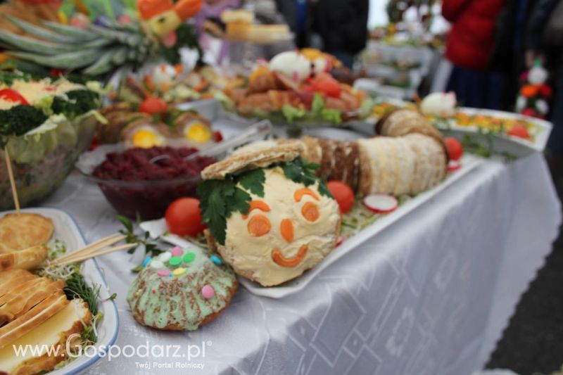 Stoły KGW - XVI Spotkania Tradycji Wielkanocnych Ziemi Kłodzkiej