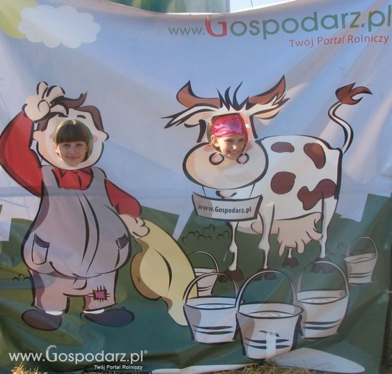 Agro Show 2011 Bednary Zdjęcie z krówką Niedziela