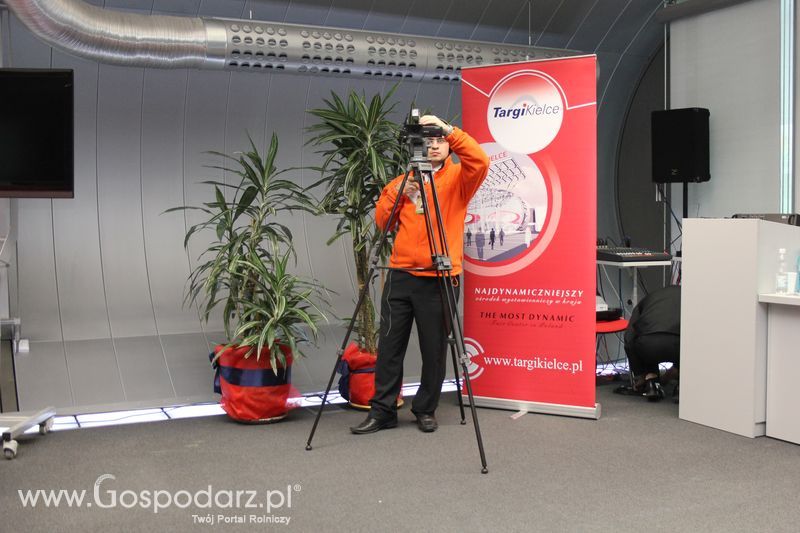 Fotorelacja z XVII Międzynarodowych Targów Techniki Rolniczej AGROTECH i XI Targów Przemysłu Drzewnego i Gospodarki Zasobami Leśnymi LAS-EXPO dzień 1