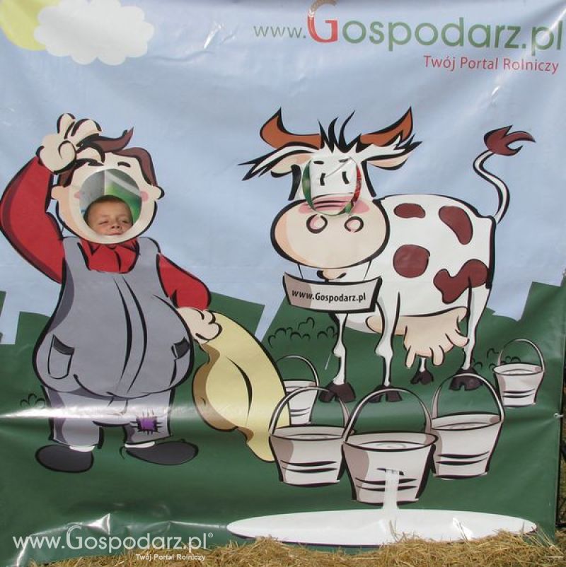 Agro Show 2011 Bednary Zdjęcie z krówką Niedziela