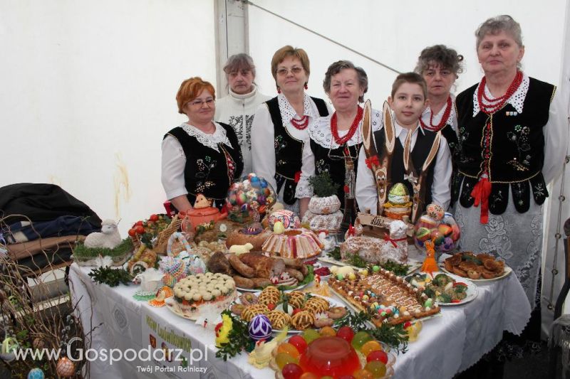 Stoły KGW - XVI Spotkania Tradycji Wielkanocnych Ziemi Kłodzkiej