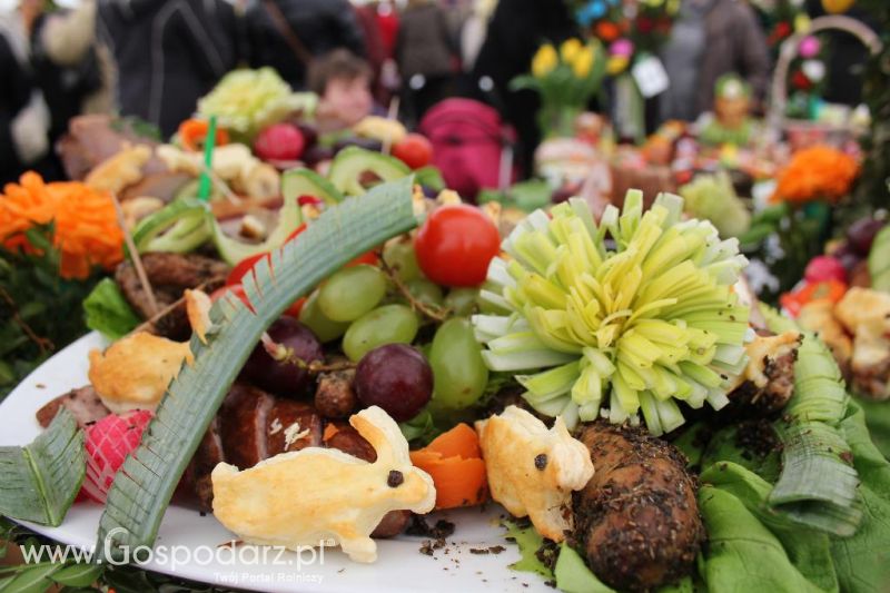 Stoły KGW - XVI Spotkania Tradycji Wielkanocnych Ziemi Kłodzkiej