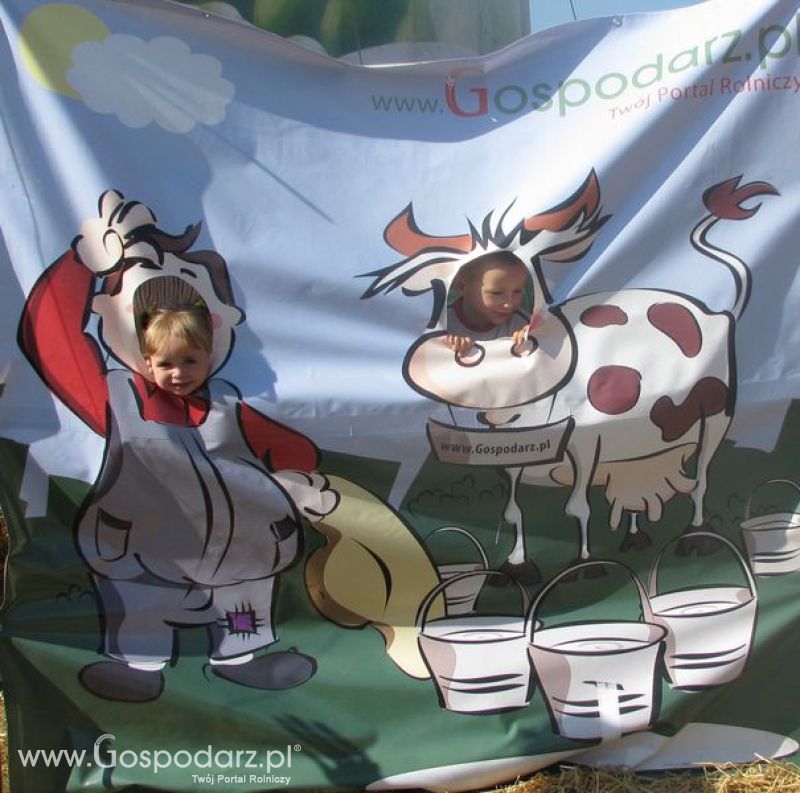 Agro Show 2011 Bednary Zdjęcie z krówką Niedziela