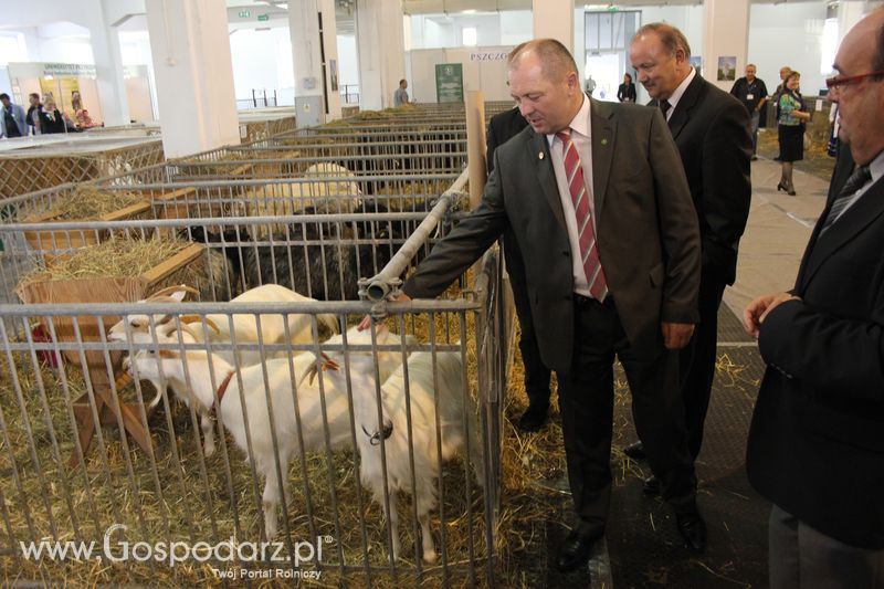 Spacer Ministra Sawickiego po terenie targów Polagra Food i KWZH