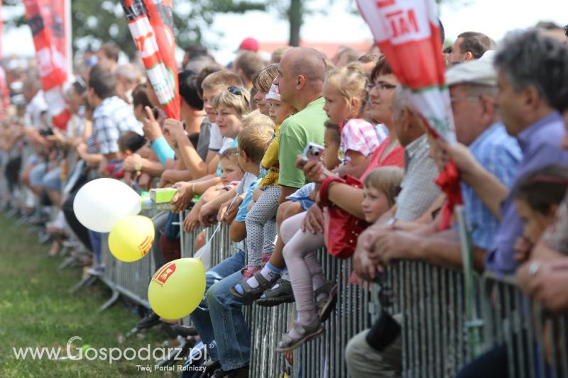 XII Festiwal Starych Ciągników im. Jerzego Samelczaka w Wilkowicach 2013 - niedziela