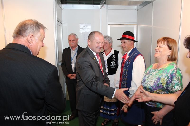 Spacer Ministra Sawickiego po terenie targów Polagra Food i KWZH