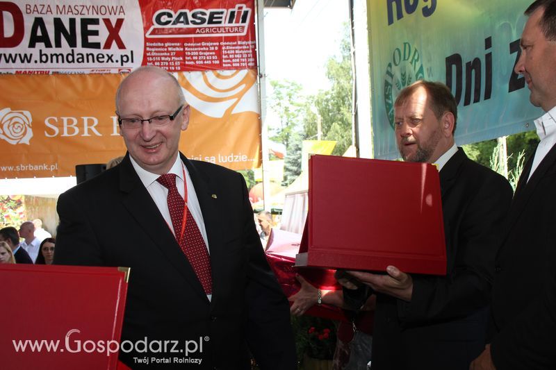Nagrody - Szepietowo 2012 XIX Regionalna Wystawa Zwierząt Hodowlanych