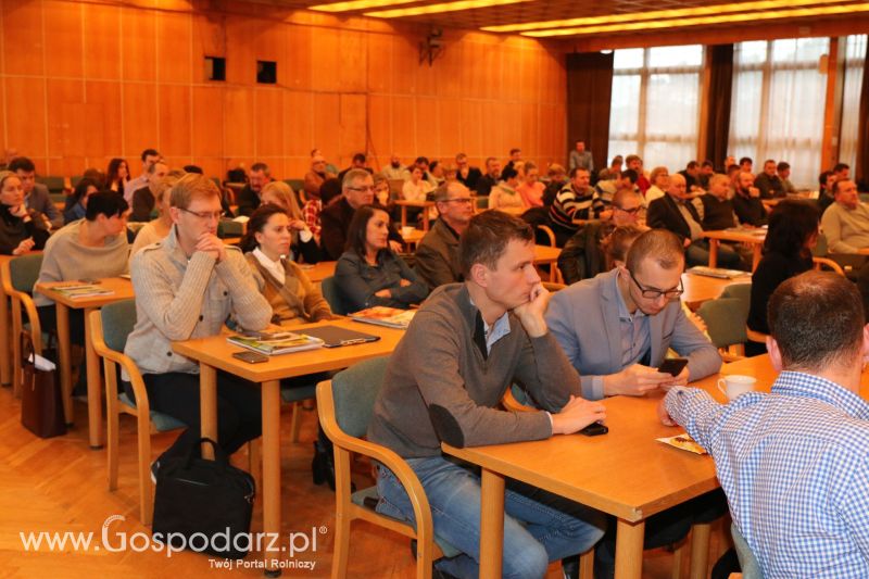 O Ogólnokrajowa konferencja na temat śruty rzepakowej