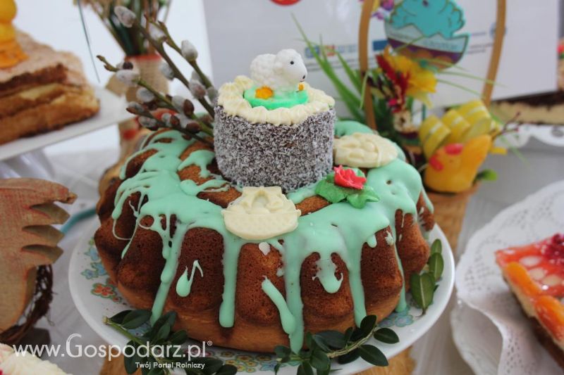 Stoły KGW - XVI Spotkania Tradycji Wielkanocnych Ziemi Kłodzkiej