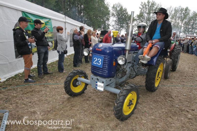 XIII Festiwal Starych Ciągników i Maszyn Rolniczych w Wilkowicach cz.2