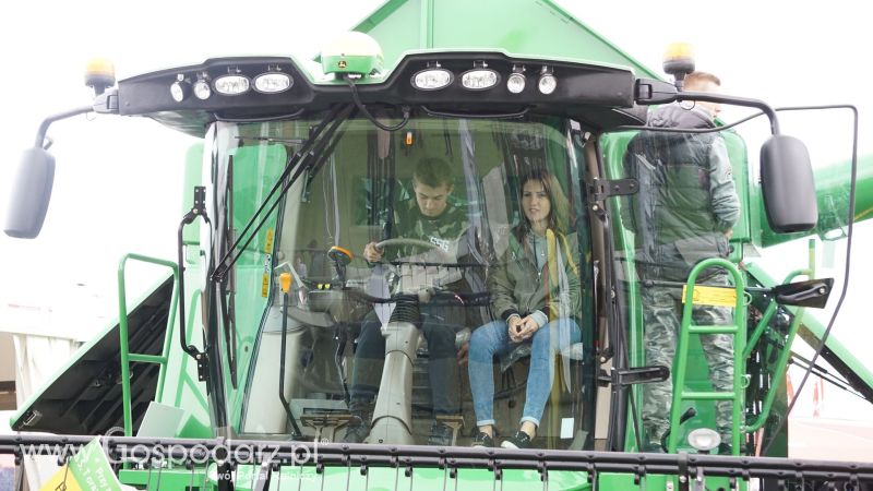 John Deere na AGRO SHOW BEDNARY 2017