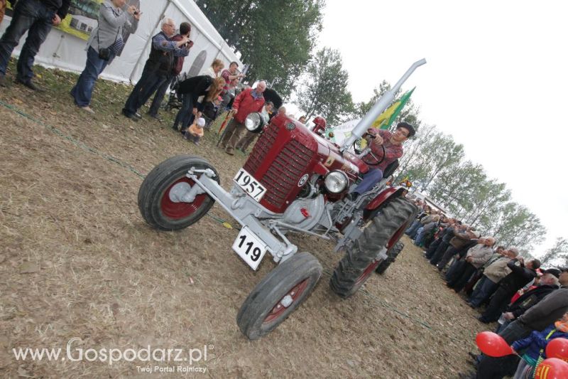 XIII Festiwal Starych Ciągników i Maszyn Rolniczych w Wilkowicach cz.2