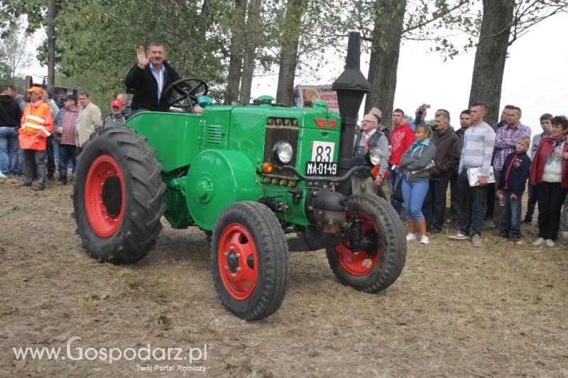 XIII Festiwal Starych Ciągników i Maszyn Rolniczych w Wilkowicach cz.2