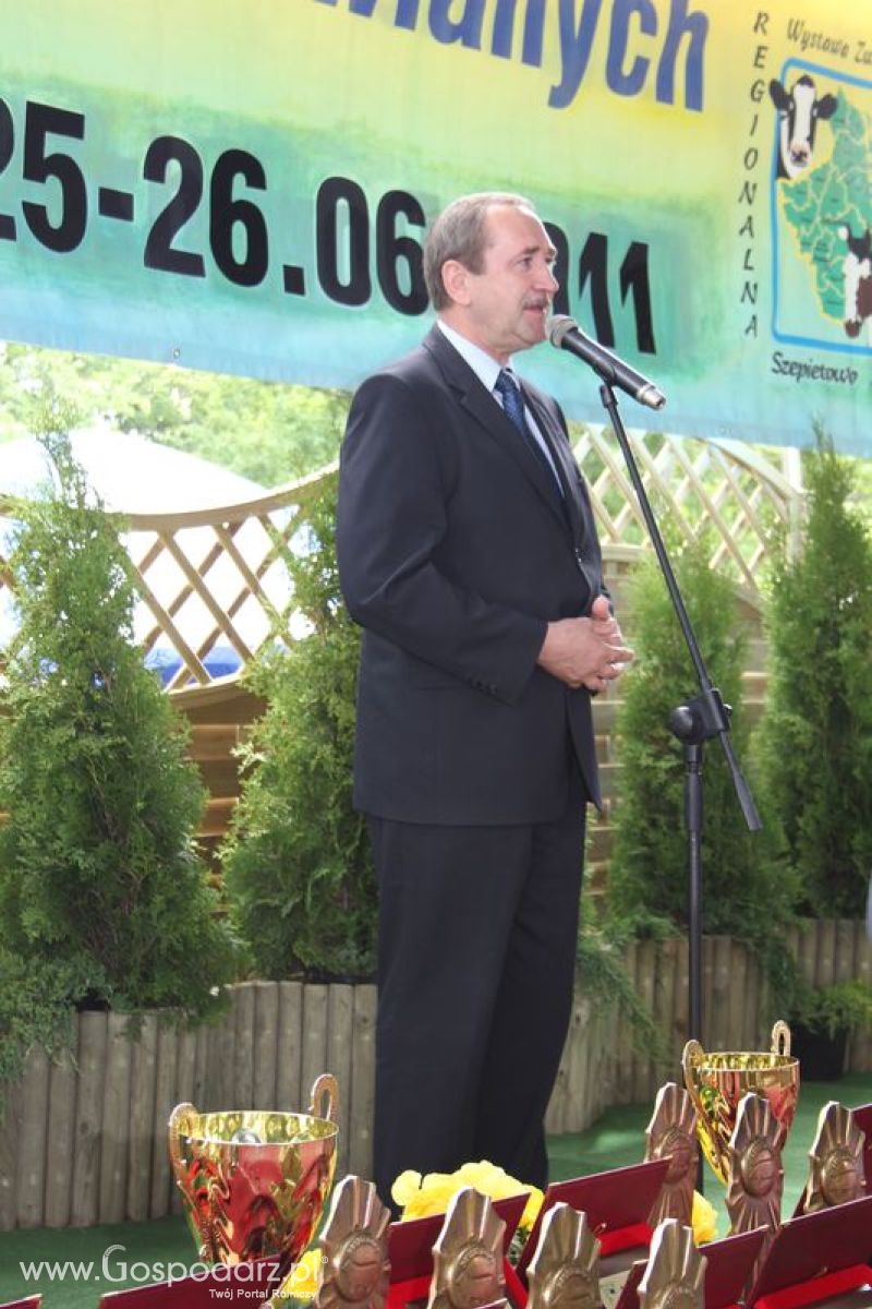 Wręczenie nagród na XVIII Regionalnej Wystawie Zwierząt Hodowlanych w Szepietowie