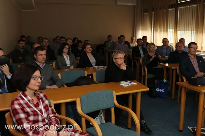 O Ogólnokrajowa konferencja na temat śruty rzepakowej