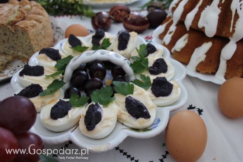 Stoły KGW - XVI Spotkania Tradycji Wielkanocnych Ziemi Kłodzkiej