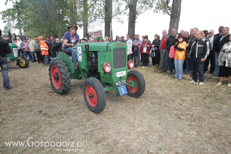 XIII Festiwal Starych Ciągników i Maszyn Rolniczych w Wilkowicach cz.2