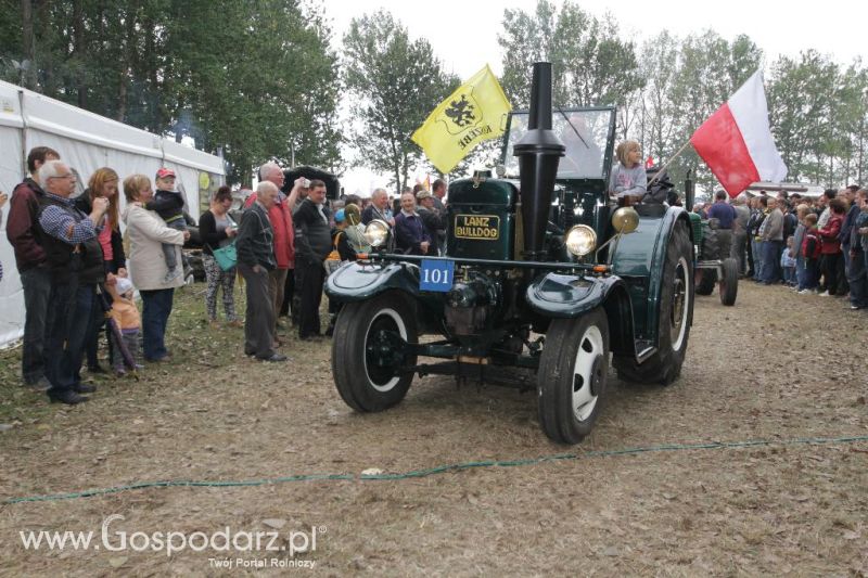 XIII Festiwal Starych Ciągników i Maszyn Rolniczych w Wilkowicach cz.2