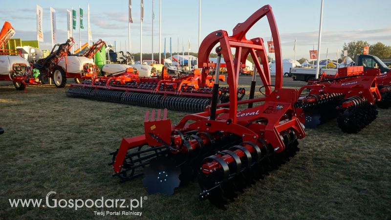 AGRO SHOW o wschodzie słońca