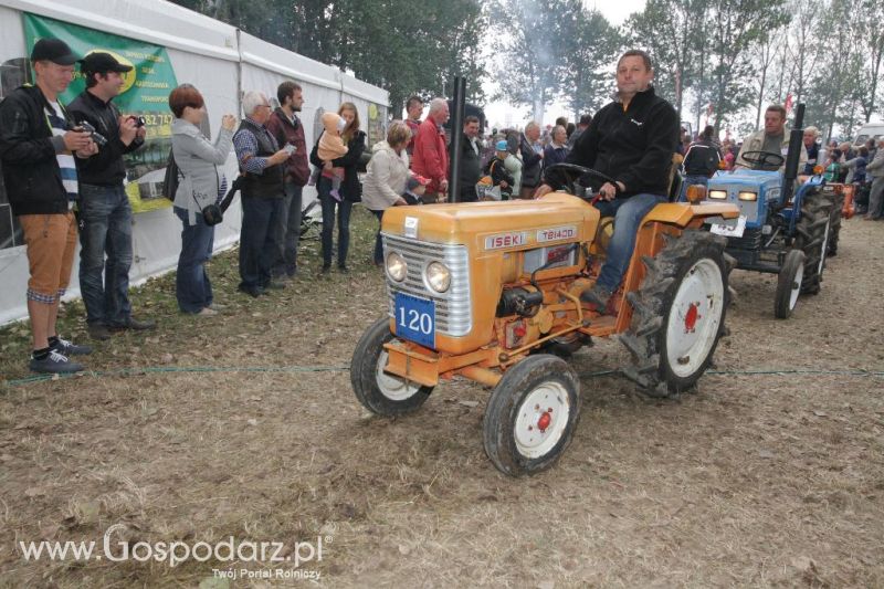 XIII Festiwal Starych Ciągników i Maszyn Rolniczych w Wilkowicach cz.2