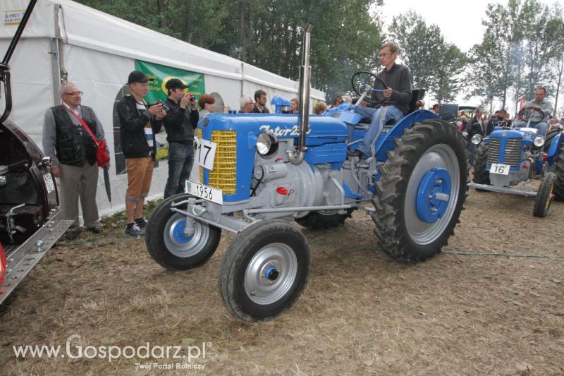 XIII Festiwal Starych Ciągników i Maszyn Rolniczych w Wilkowicach cz.2