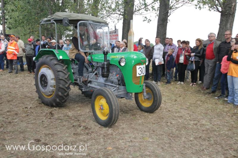 XIII Festiwal Starych Ciągników i Maszyn Rolniczych w Wilkowicach cz.2