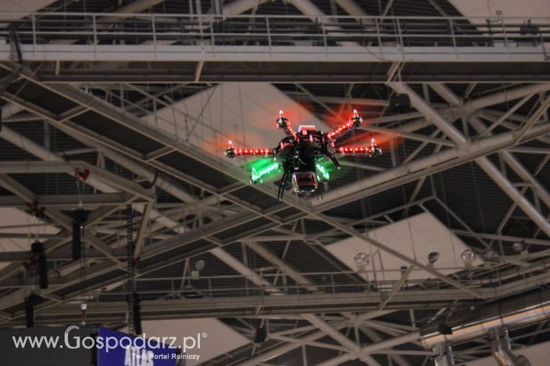 Lot hexakopterem na XII Międzynarodowych Targach FERMA BYDŁA i XV Międzynarodowych Targach FERMA ŚWIŃ i DROBIU