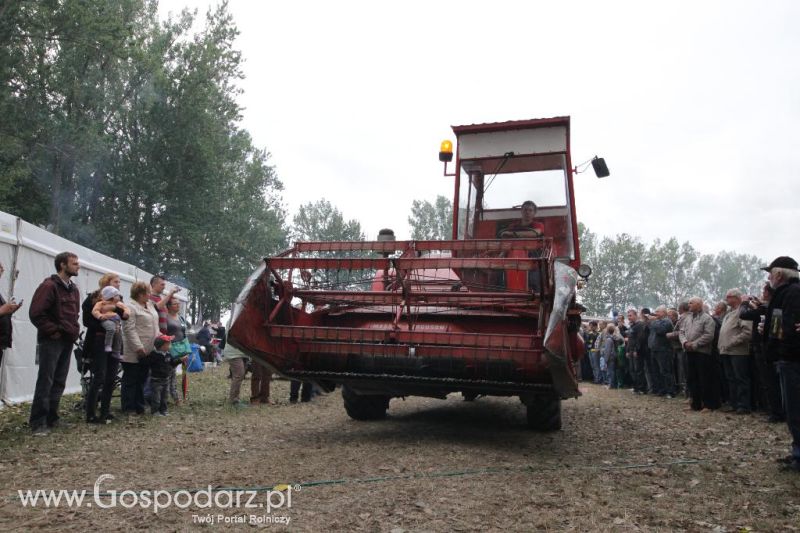 XIII Festiwal Starych Ciągników i Maszyn Rolniczych w Wilkowicach cz.2