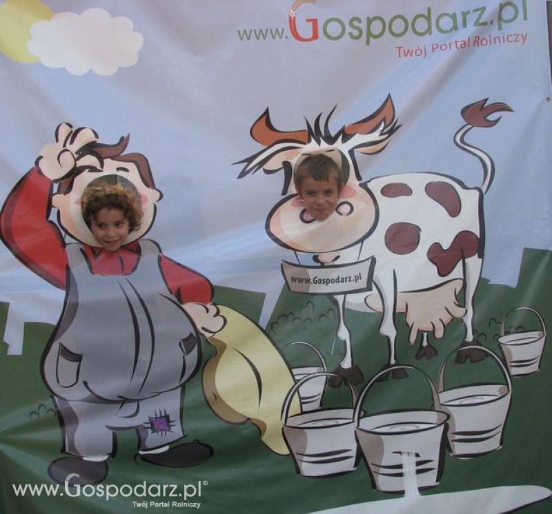 Gospodarz i Krówka znajdź swoje zdjęcie z targów Opolagra 2011 - Sobota-Niedziela