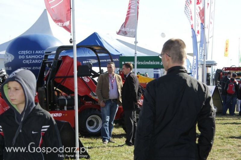 DAMIAN - DYSTRYBUCJA SPRZETU ROLNICZEGO Agro Show 2012