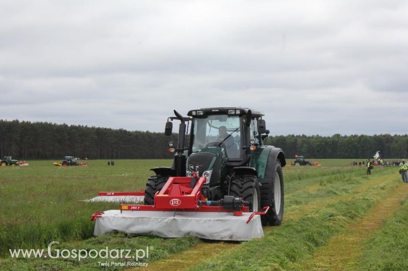 Pokazy maszyn Polskie Zboża Zielone Agro Show 2013