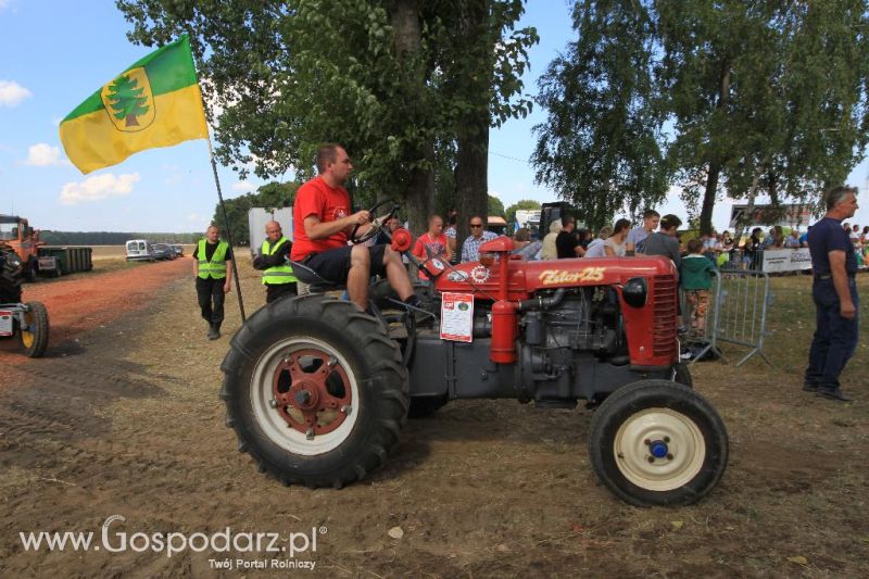 XII Festiwal Starych Ciągników im. Jerzego Samelczaka w Wilkowicach 2013 - niedziela