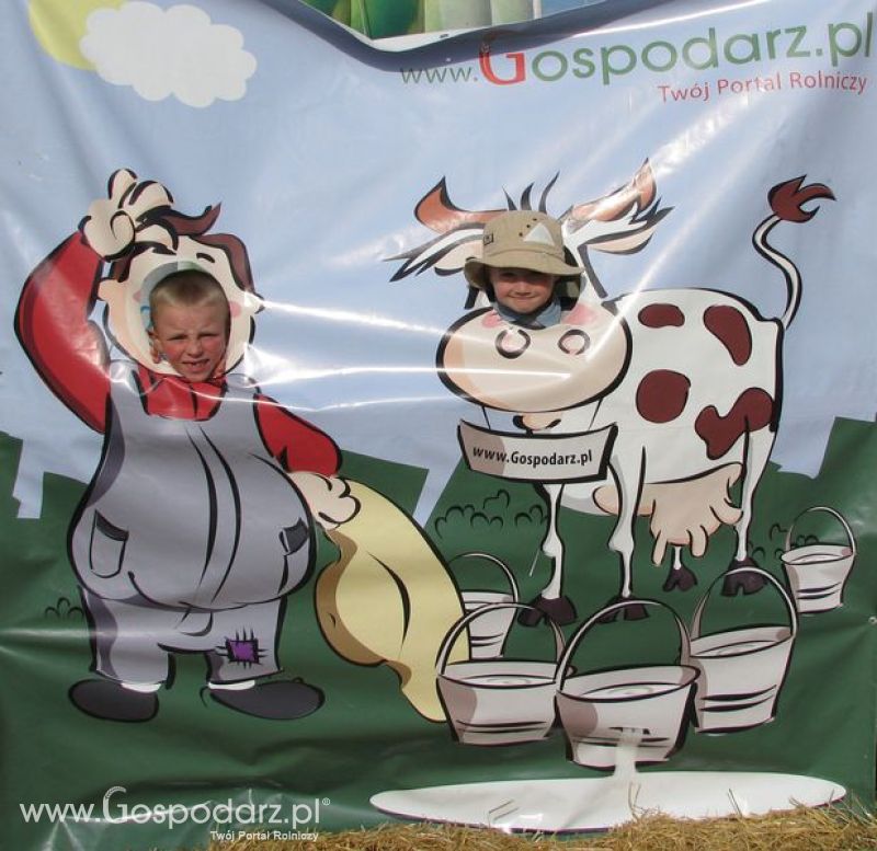 Agro Show 2011 Bednary Zdjęcie z krówką Niedziela