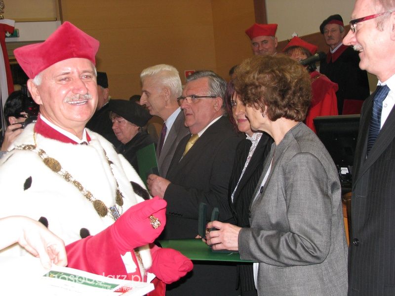 UP Poznań - Uroczystość wręczenia odznaczeń państwowych i uczelnianych oraz dyplomów doktora habilitowanego i promocji doktorskiej