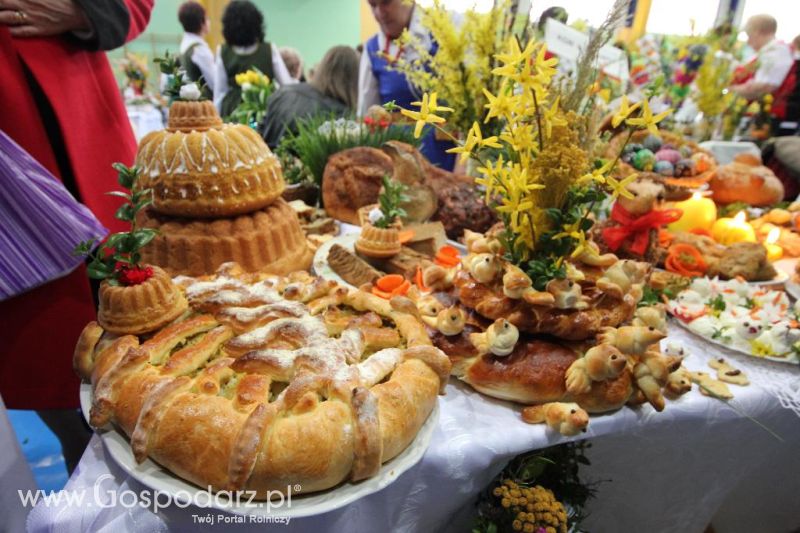 Prezentacja stołów - XVII Spotkania Tradycji Wielkanocnych Ziemi Kłodzkiej