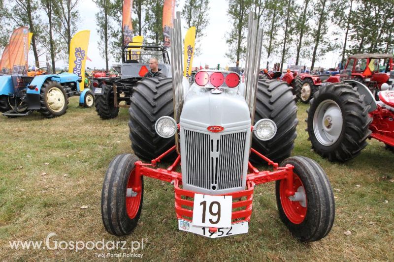 XIII Festiwal Starych Ciągników i Maszyn Rolniczych w Wilkowicach cz.2