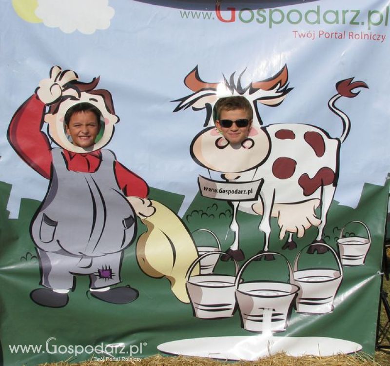 Agro Show 2011 Bednary Zdjęcie z krówką Niedziela