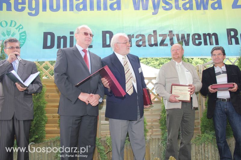 Wręczenie nagród na XVIII Regionalnej Wystawie Zwierząt Hodowlanych w Szepietowie