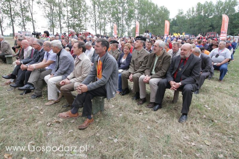 XIII Festiwal Starych Ciągników i Maszyn Rolniczych w Wilkowicach cz.1