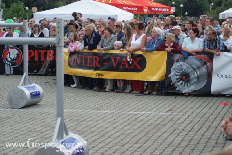 StrongMen'i kontra ZETOR pokaz INTER-VAX